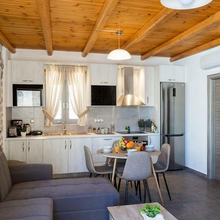 Marilena Natural Stone House, By Hellocrete Pigí Eksteriør bilde