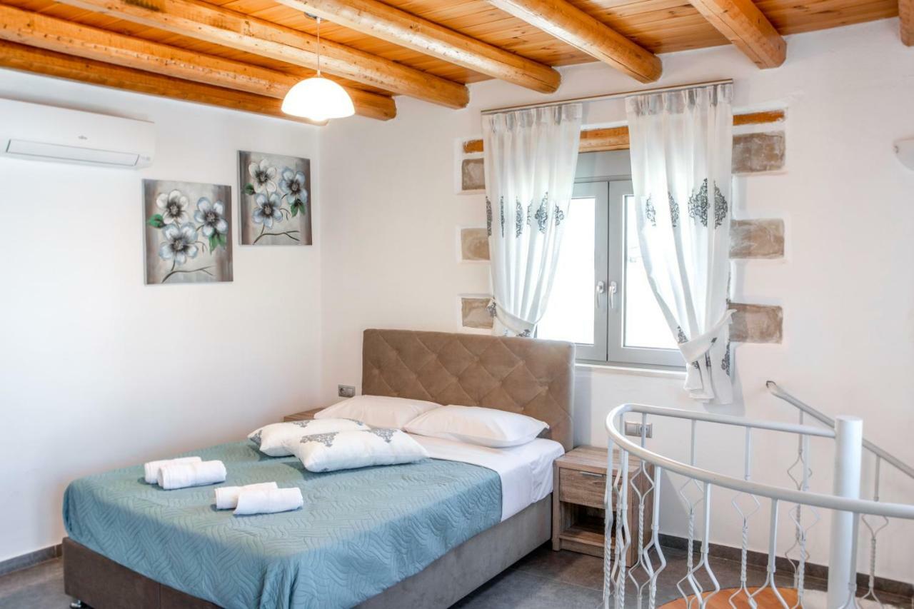 Marilena Natural Stone House, By Hellocrete Pigí Eksteriør bilde